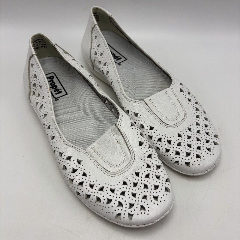 Propet Flats Loafers Womens 9 N Cabrini Loafer Shoes White Leather Laser Cut